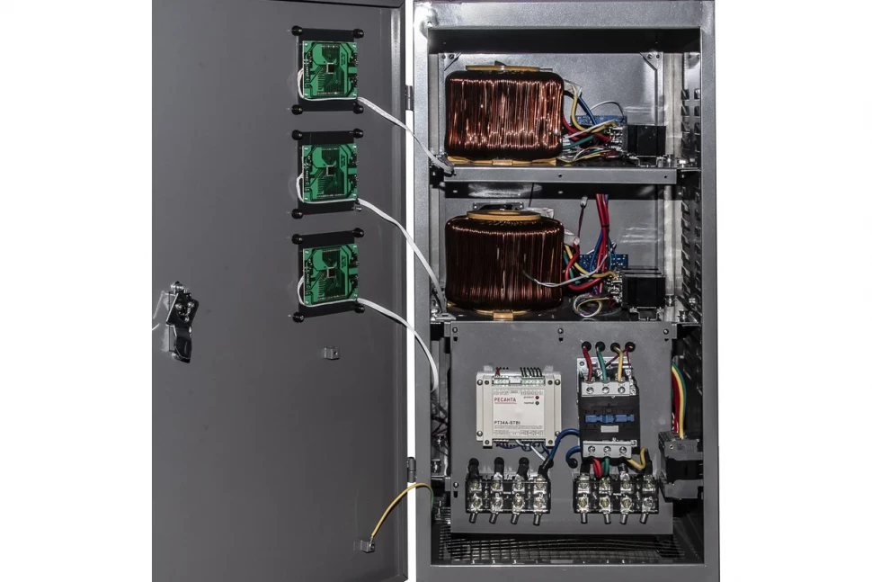 Стабилизатор напряжения РЕСАНТА АСН-30000/3-Ц