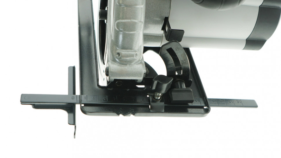 Циркулярная пила Энергомаш ЦП-160