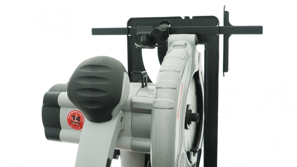 Циркулярная пила Энергомаш ЦП-160