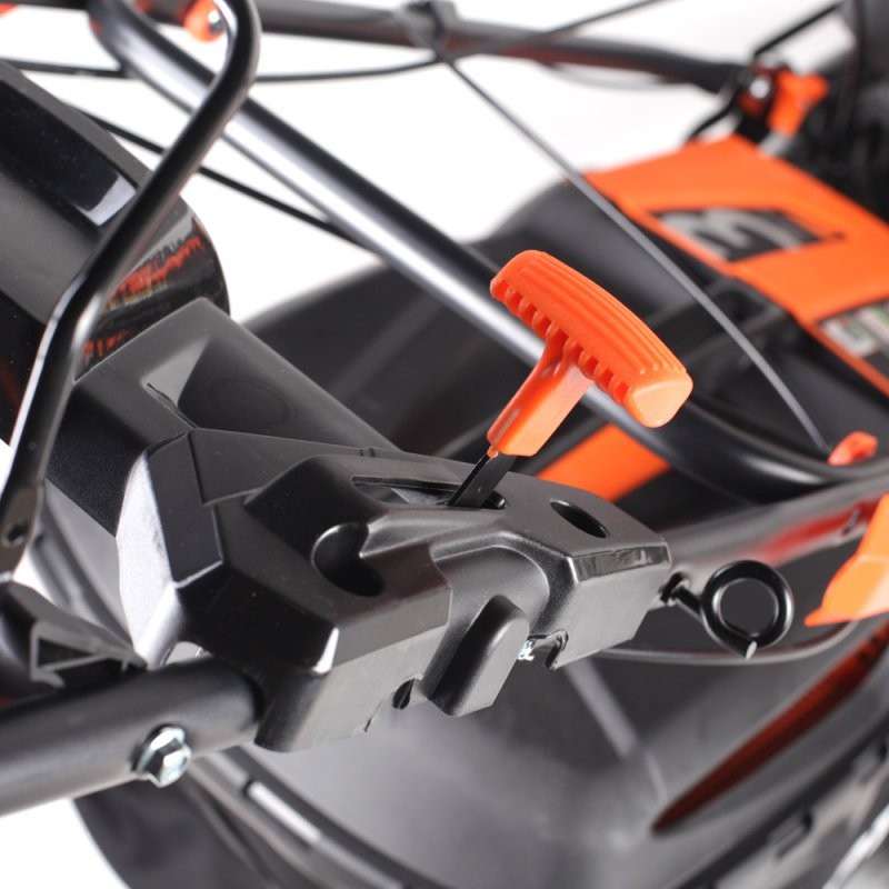 Газонокосилка бензиновая Patriot PT 52 LS