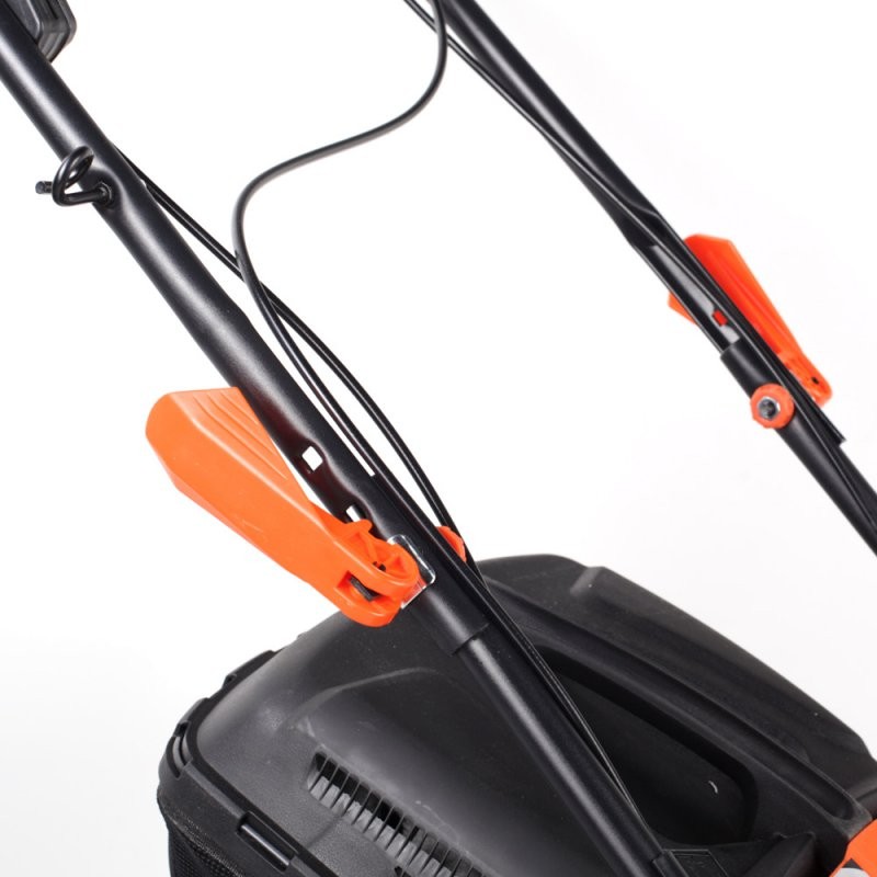 Газонокосилка бензиновая Patriot PT 42 LS